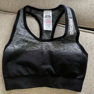 Black/gray Gymshark Sports Bra